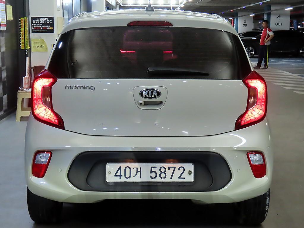 KIA Morning - Vista 5