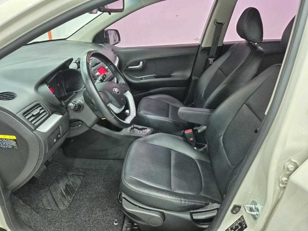 KIA Morning - Vista 11