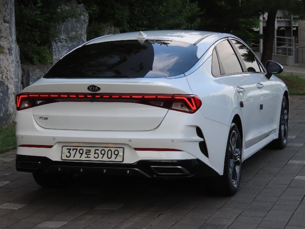 KIA K5 - Vista 5