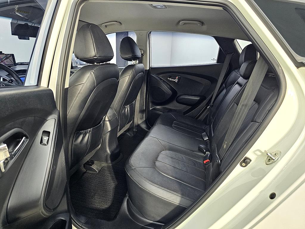 HYUNDAI Tucson - Vista 9