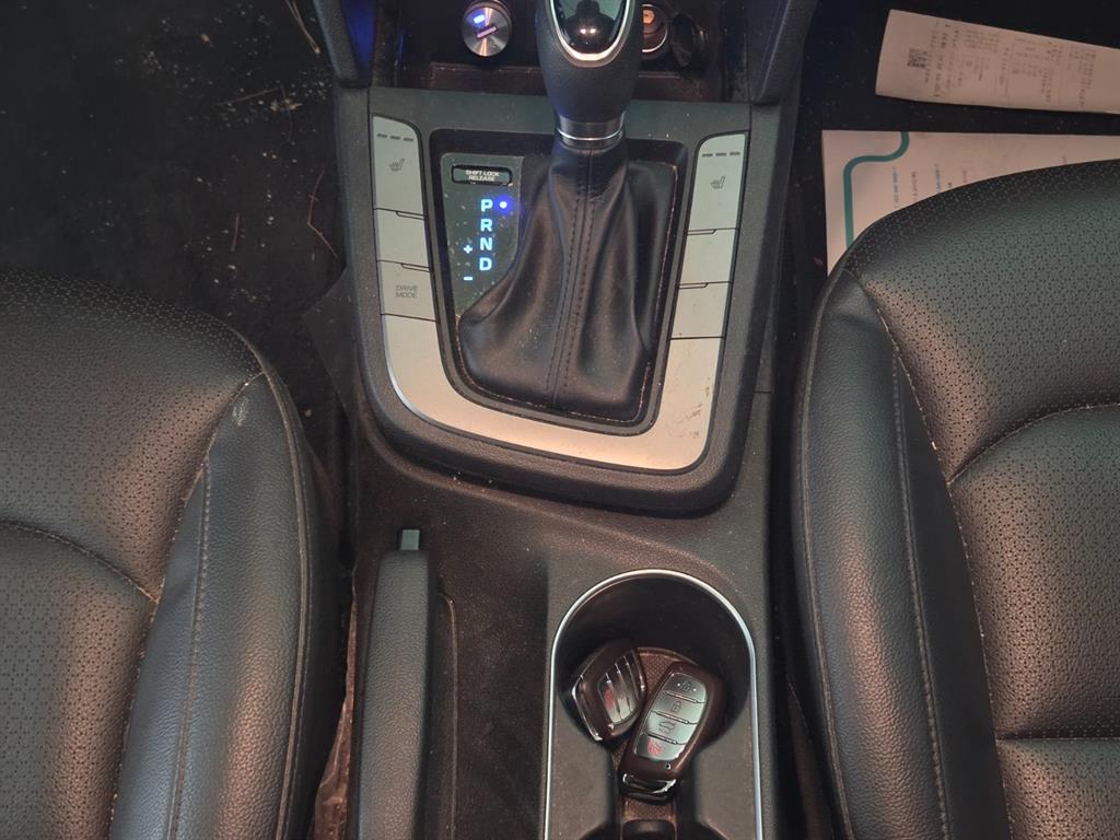 HYUNDAI Avante 2018 Blanco - Importación desde Corea - HF Imports Iquique - Foto 13