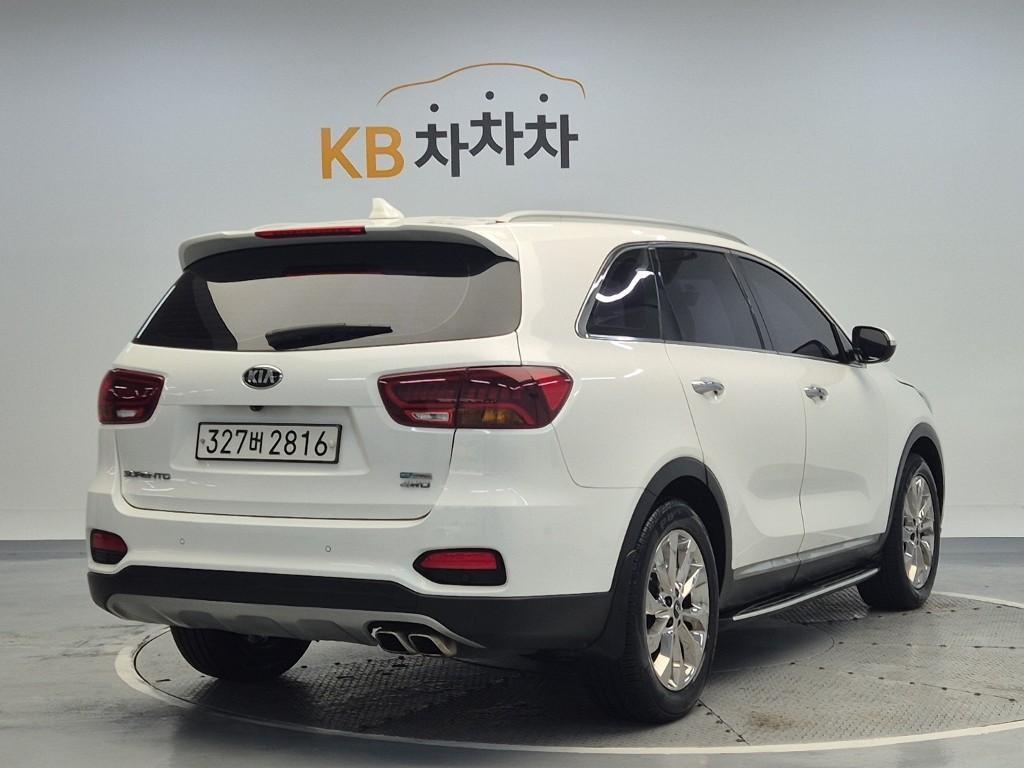 KIA Sorento - Vista 3