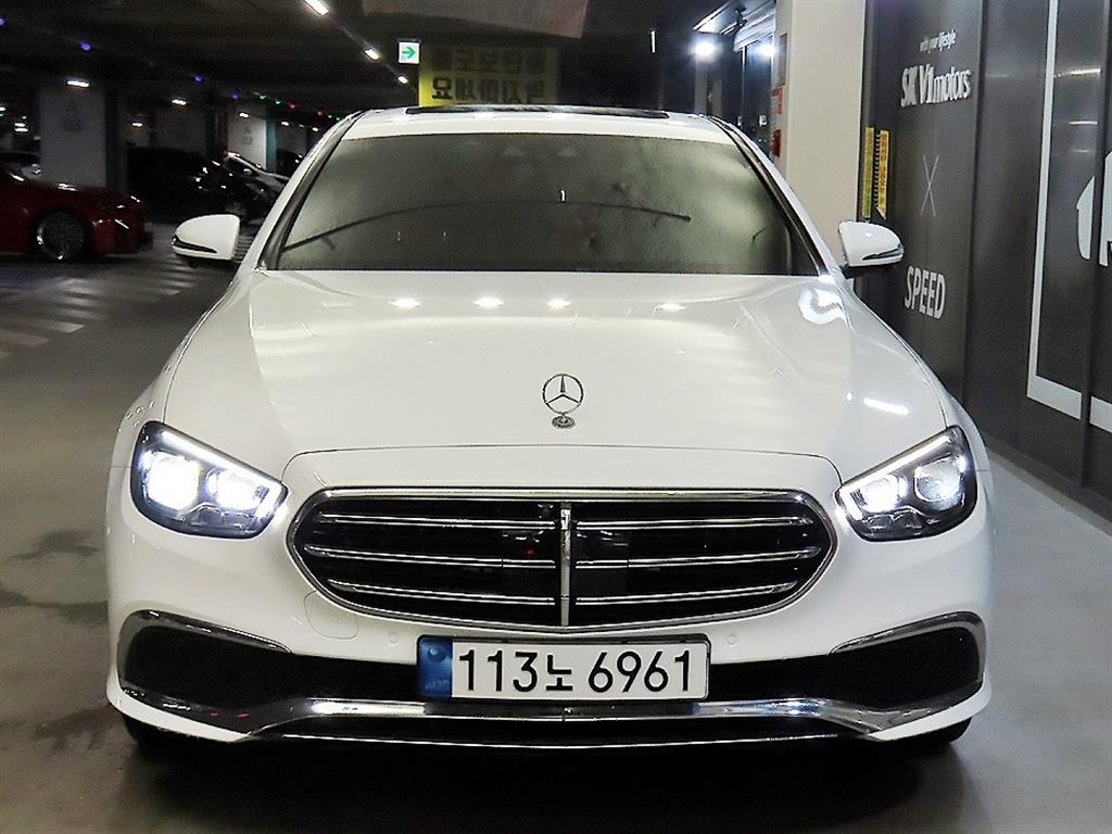 Mercedes Benz E class - Vista 2