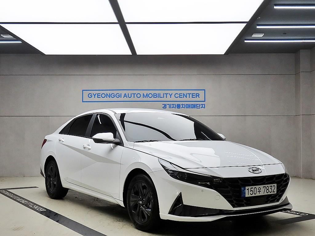 HYUNDAI Avante 2023 Blanco - Importación desde Corea - HF Imports Iquique - Foto 1