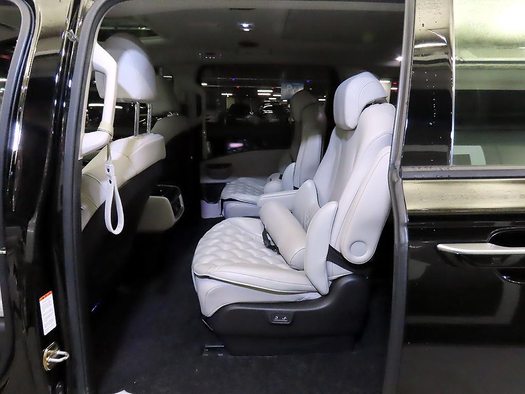 KIA Carnival - Vista 7