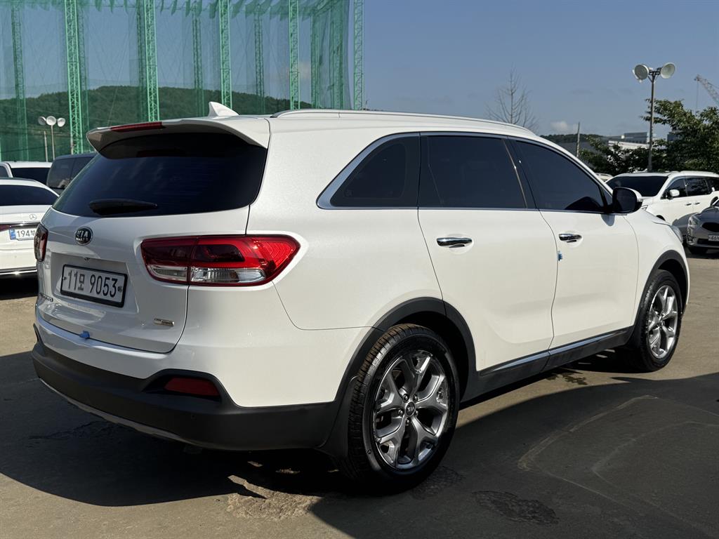 KIA Sorento - Vista 6