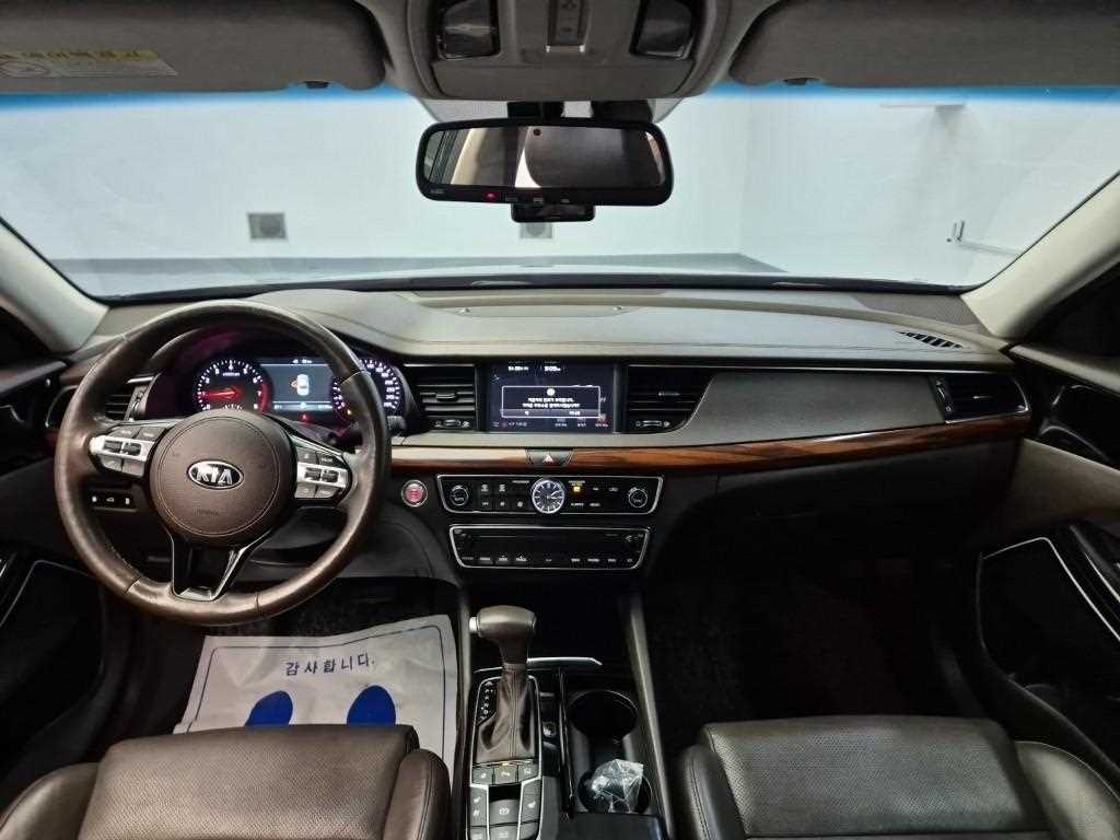 KIA K7 - Vista 7