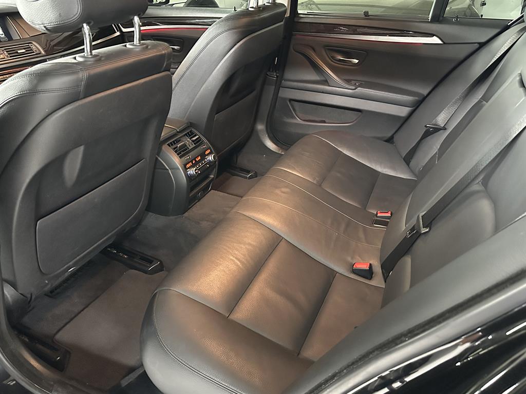 BMW 5 Series - Vista 6