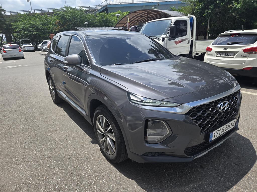 HYUNDAI Santa Fe - Vista 3