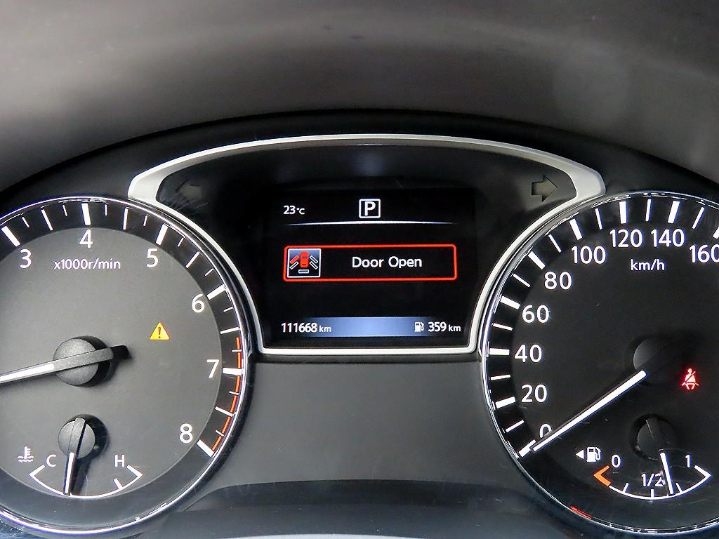 Nissan Altima - Vista 9