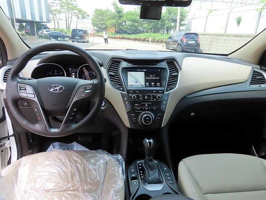 HYUNDAI Maxcruz - Vista 4