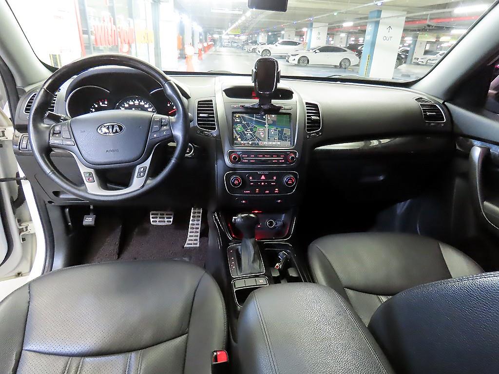KIA Sorento - Vista 10