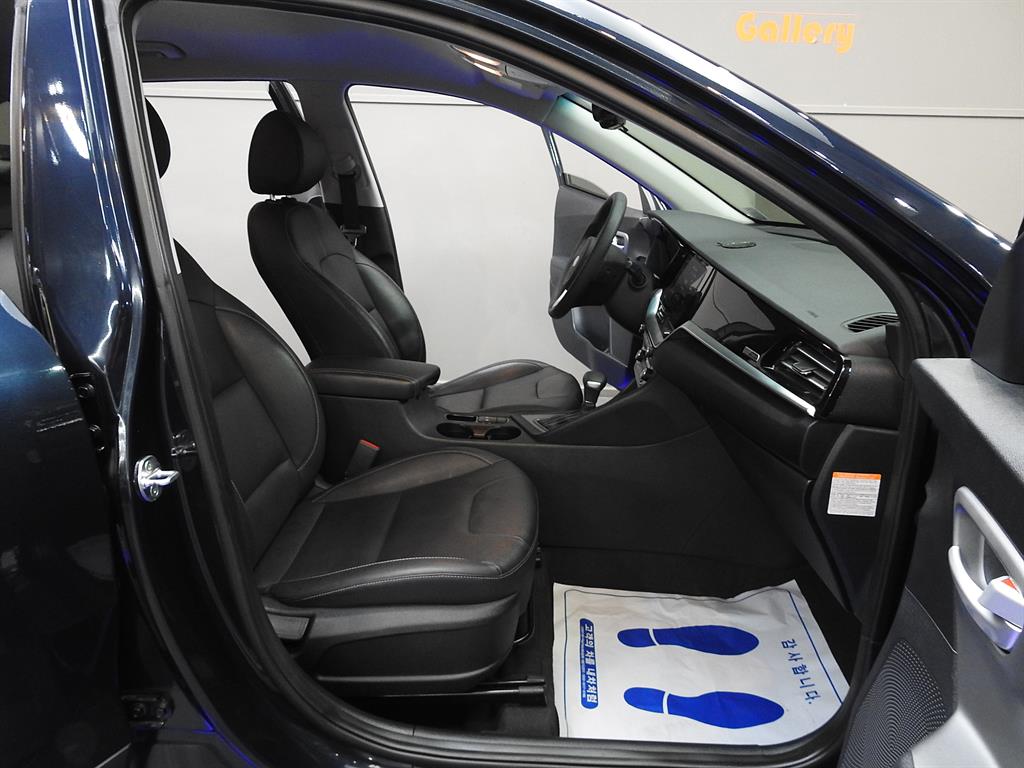 KIA Niro - Vista 8