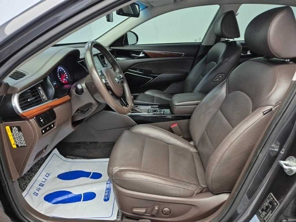 KIA K7 - Vista 11