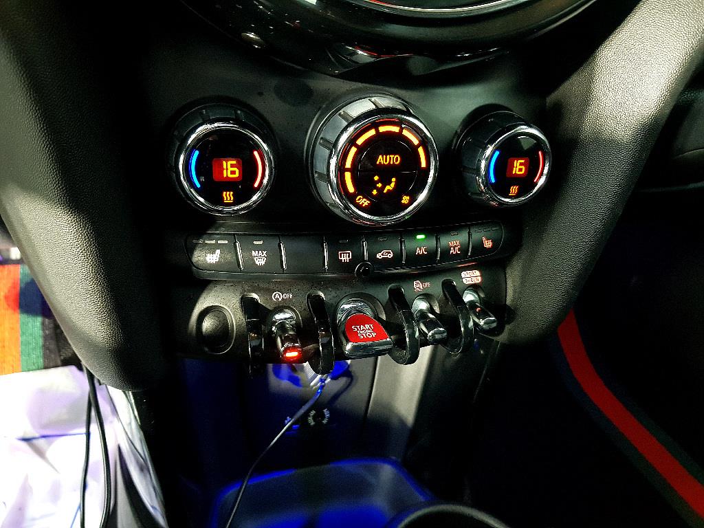 Mini Cooper - Vista 11