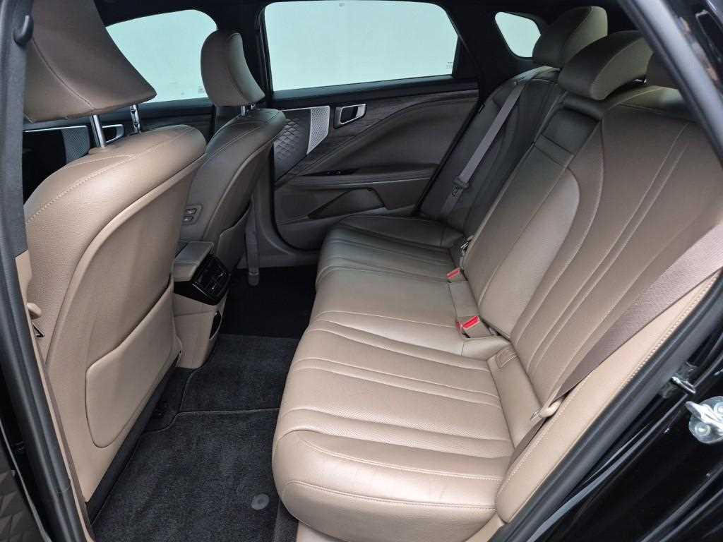 KIA K8 - Vista 12