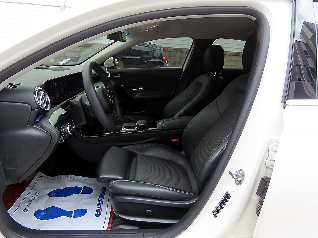 Mercedes Benz A Class - Vista 5