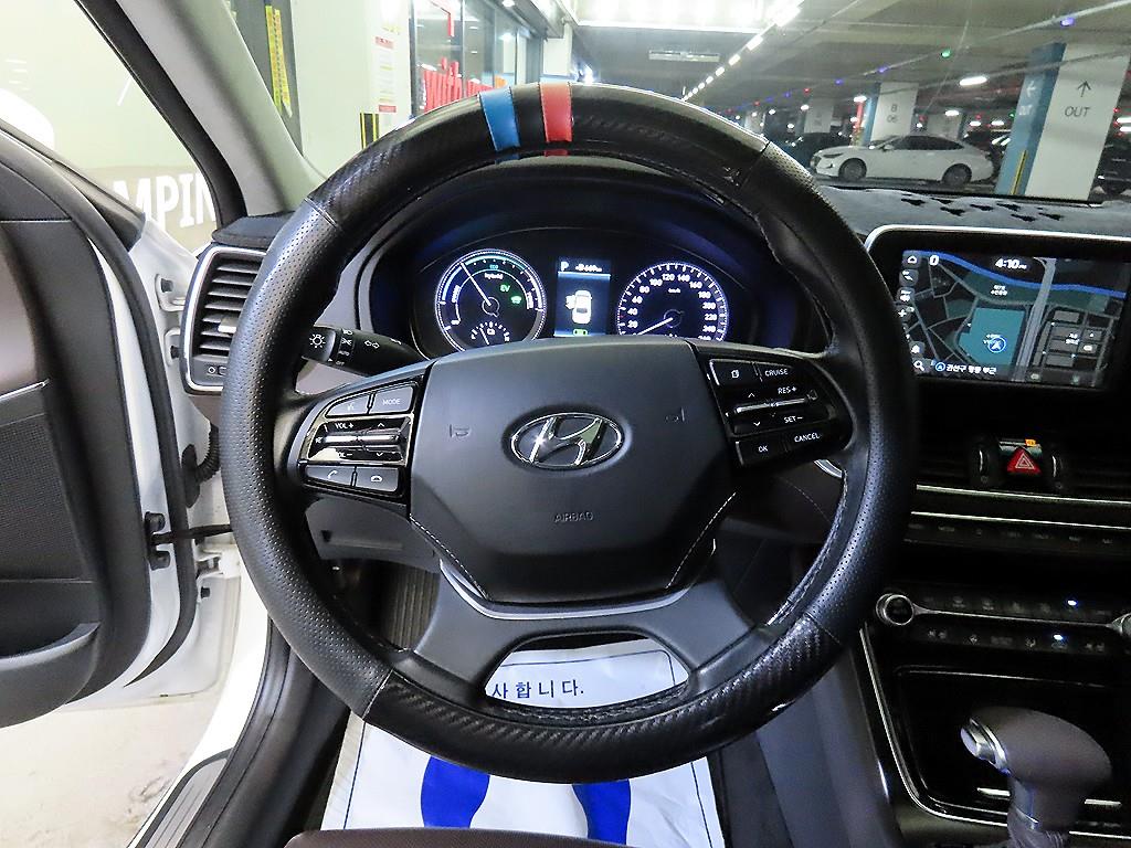 HYUNDAI Grandeur - Vista 8