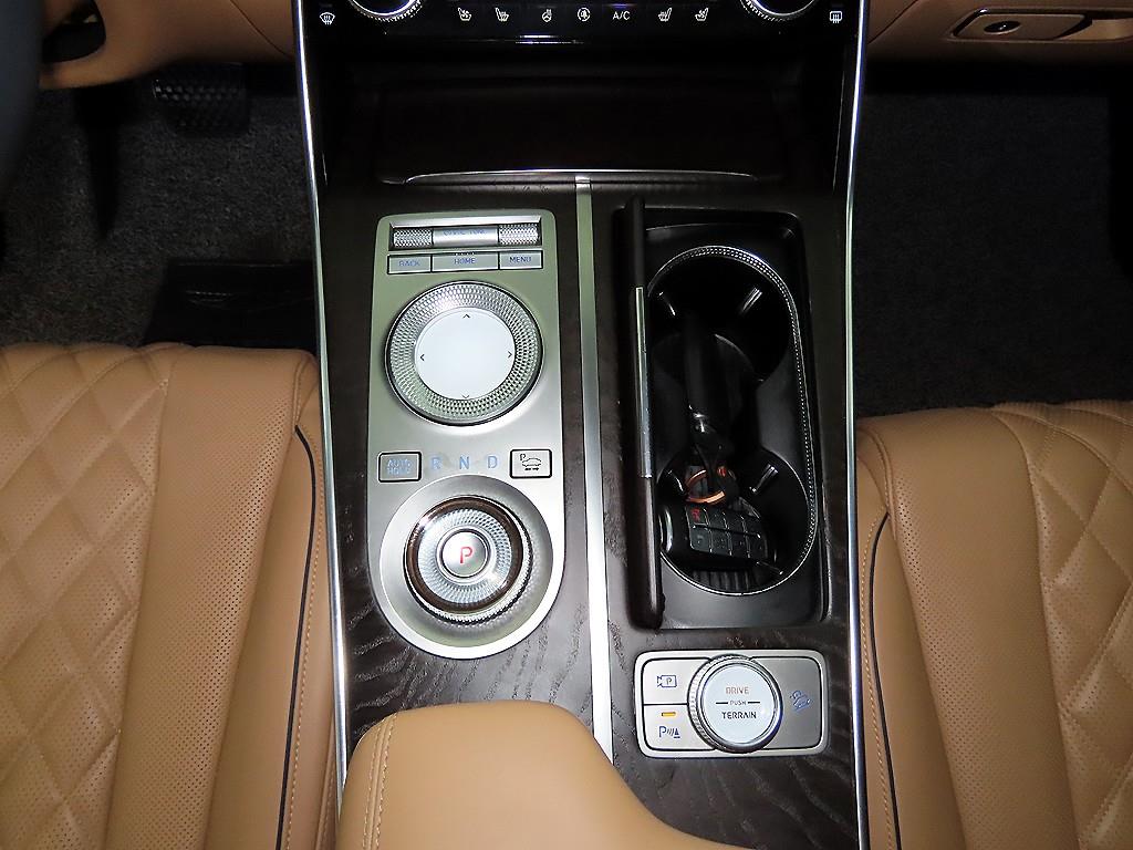 Genesis GV80 - Vista 12