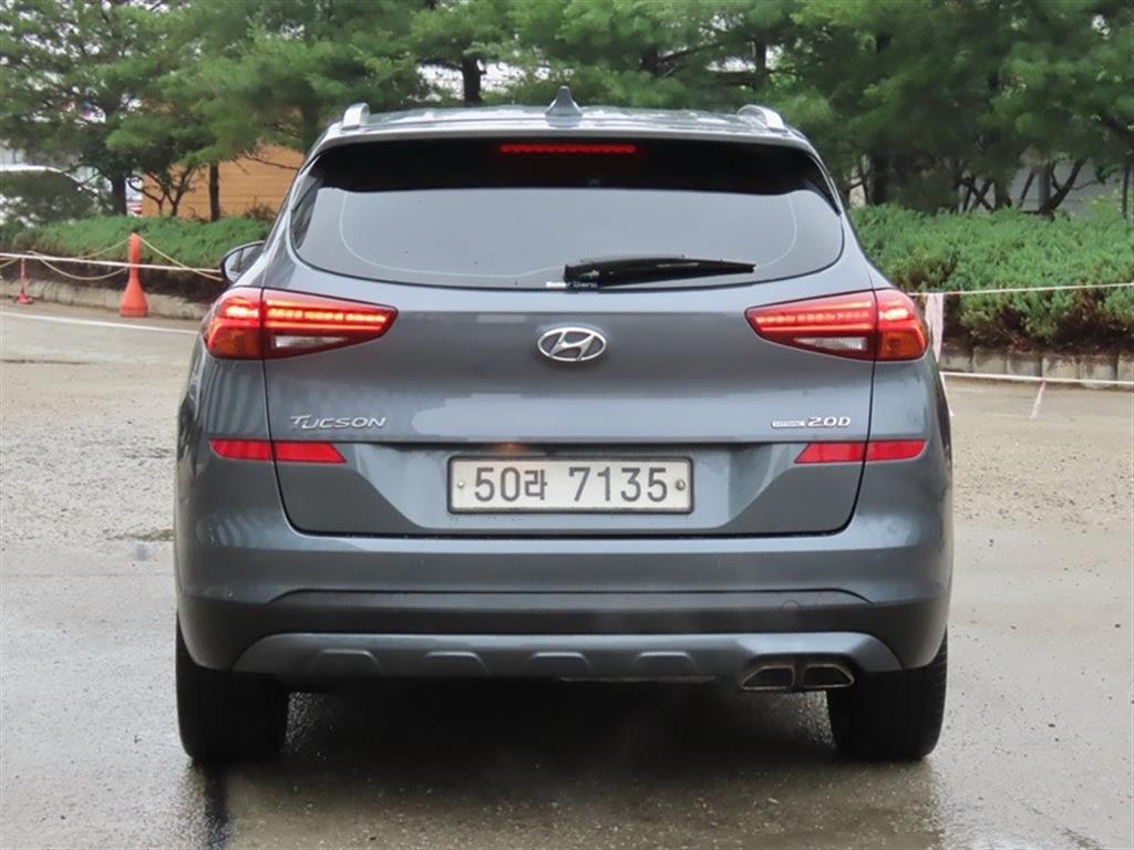 HYUNDAI Tucson - Vista 7