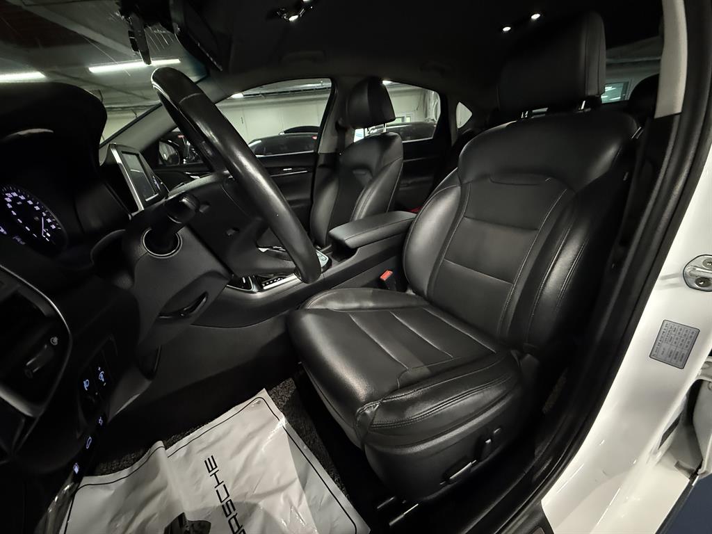 HYUNDAI Grandeur - Vista 5