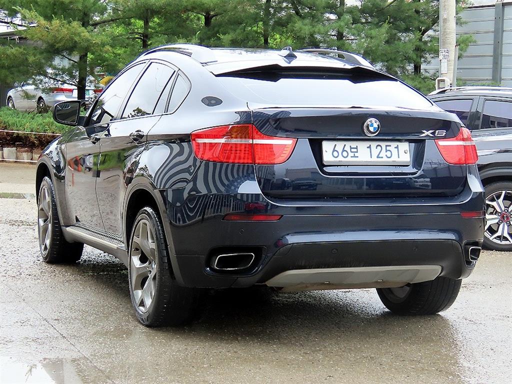 BMW X6 - Vista 3