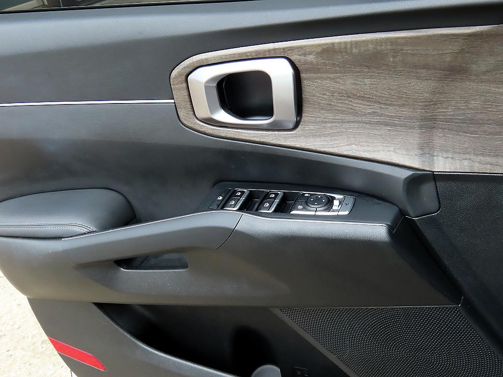 KIA Sorento - Vista 11