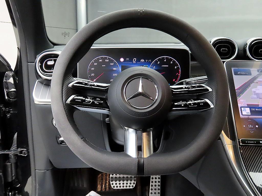 Mercedes Benz GLC Class - Vista 9