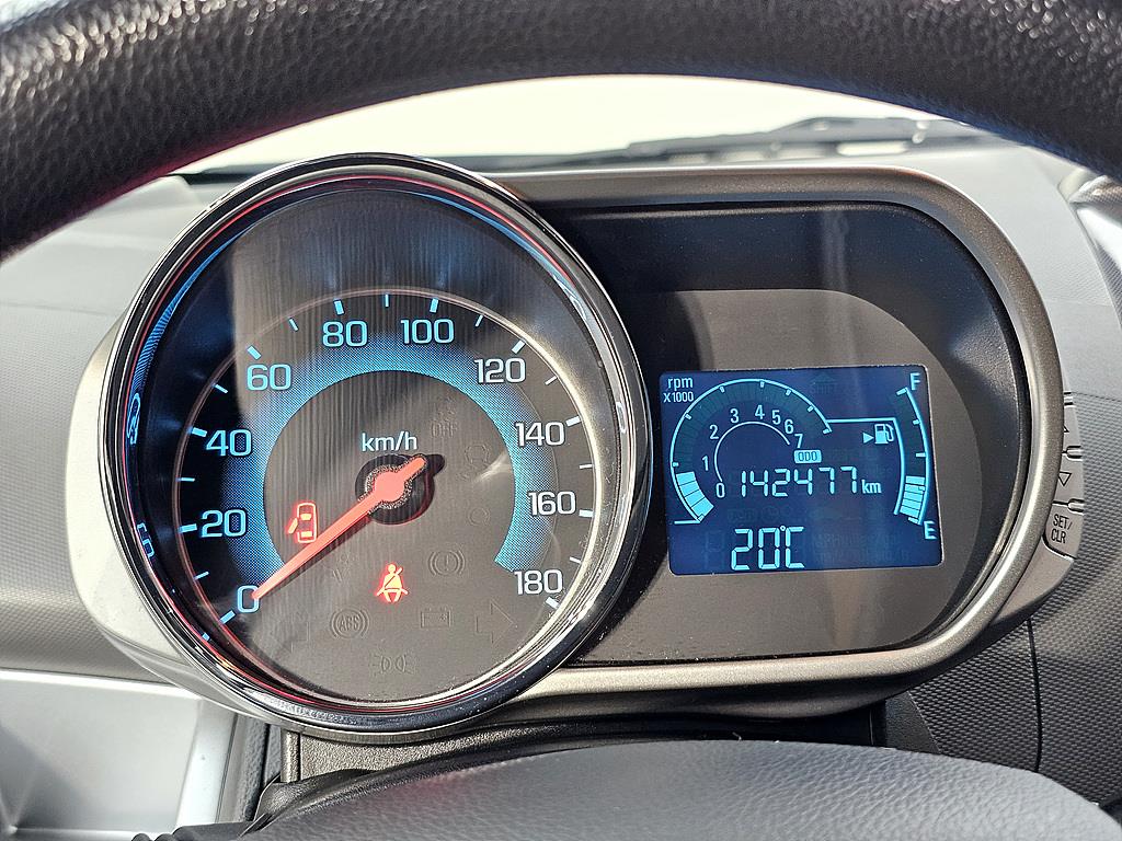 Chevrolet Spark - Vista 7