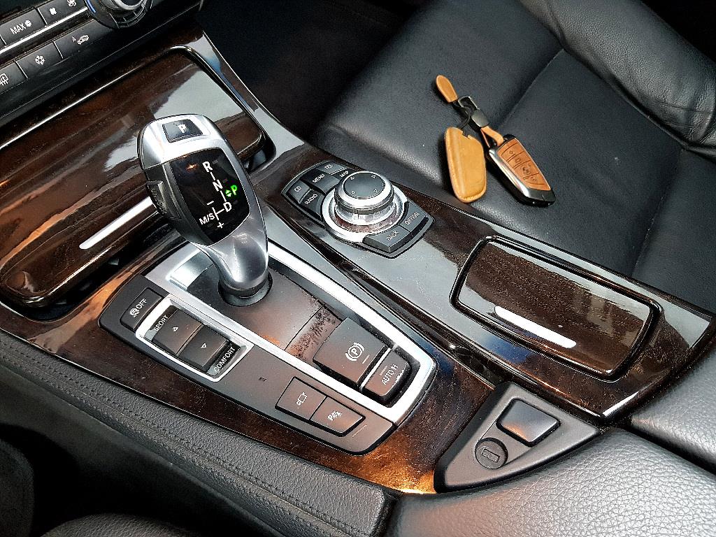 BMW 5 Series 2012 Blanco - Importación desde Corea - HF Imports Iquique - Foto 13