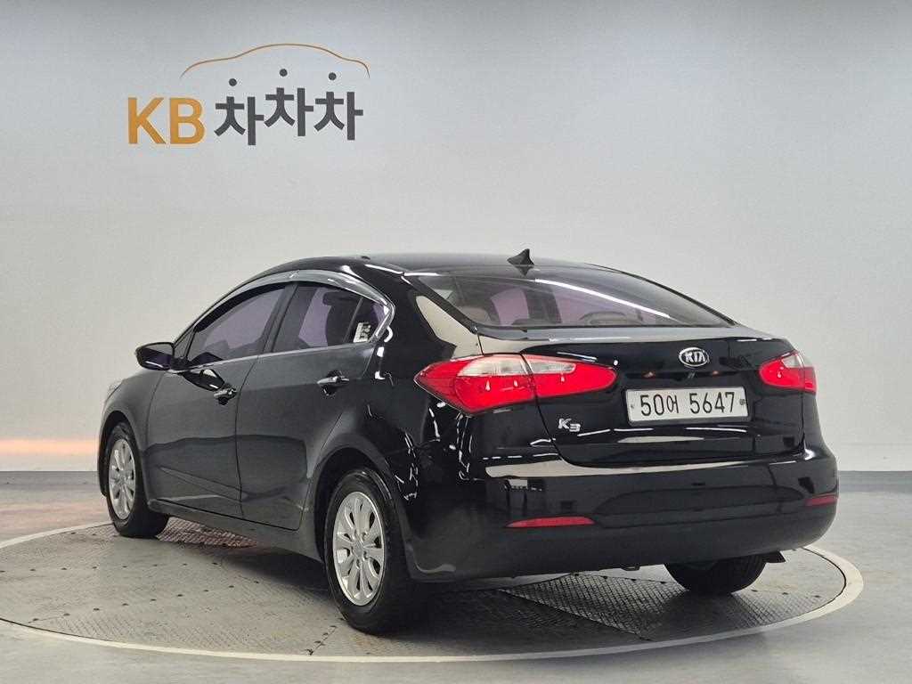 KIA K3 - Vista 2