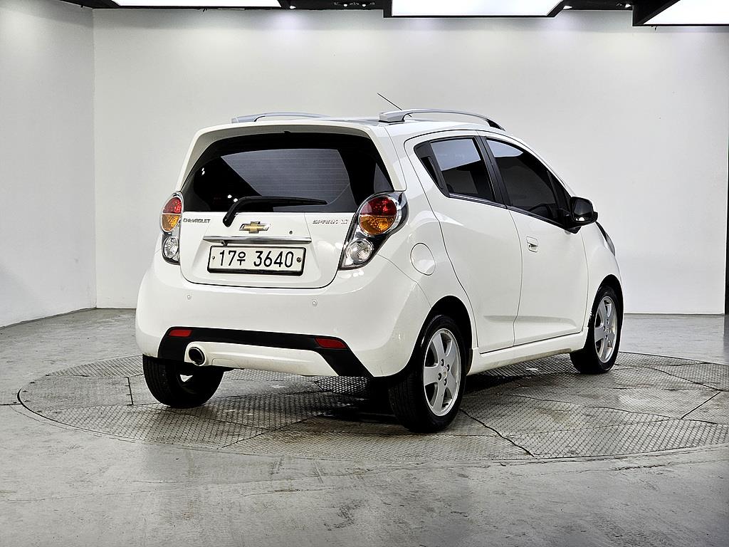 Chevrolet Spark - Vista 4