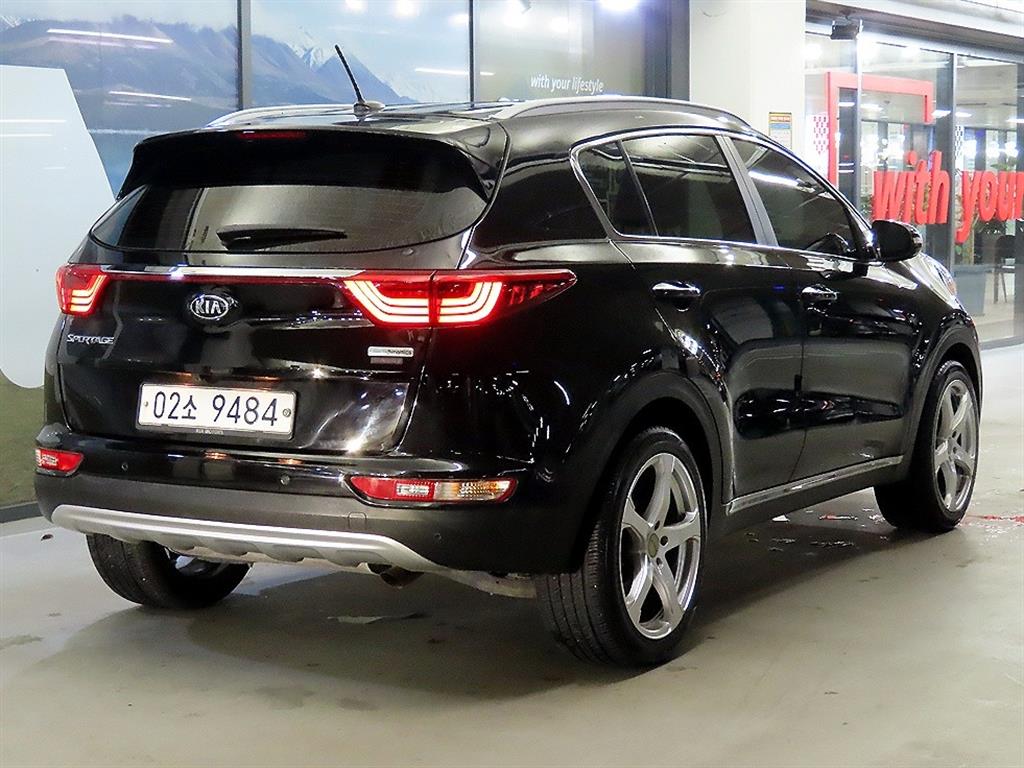KIA Sportage - Vista 4