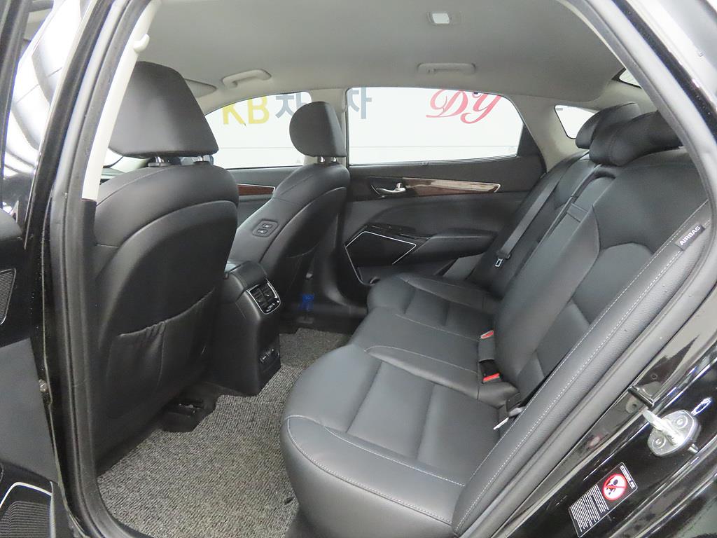 KIA K7 - Vista 6