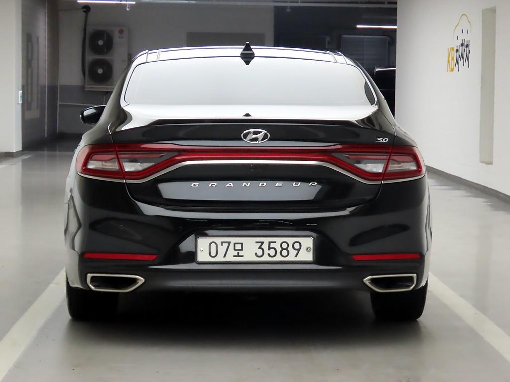 HYUNDAI Grandeur - Vista 3