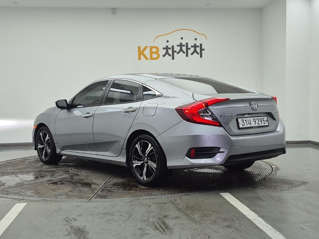 Honda Civic - Vista 3