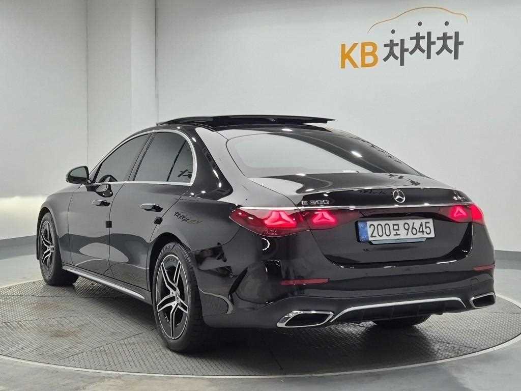 Mercedes Benz E class - Vista 2