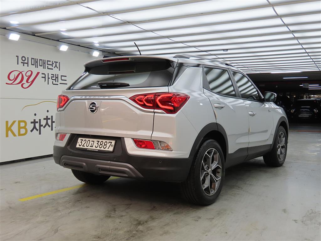 Ssangyong Korando - Vista 4