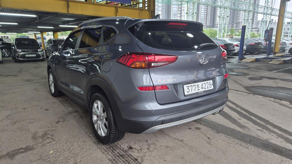 HYUNDAI Tucson - Vista 7