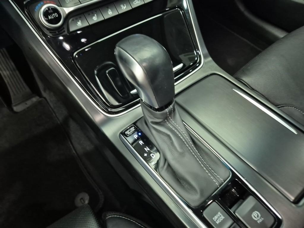 HYUNDAI Grandeur - Vista 8