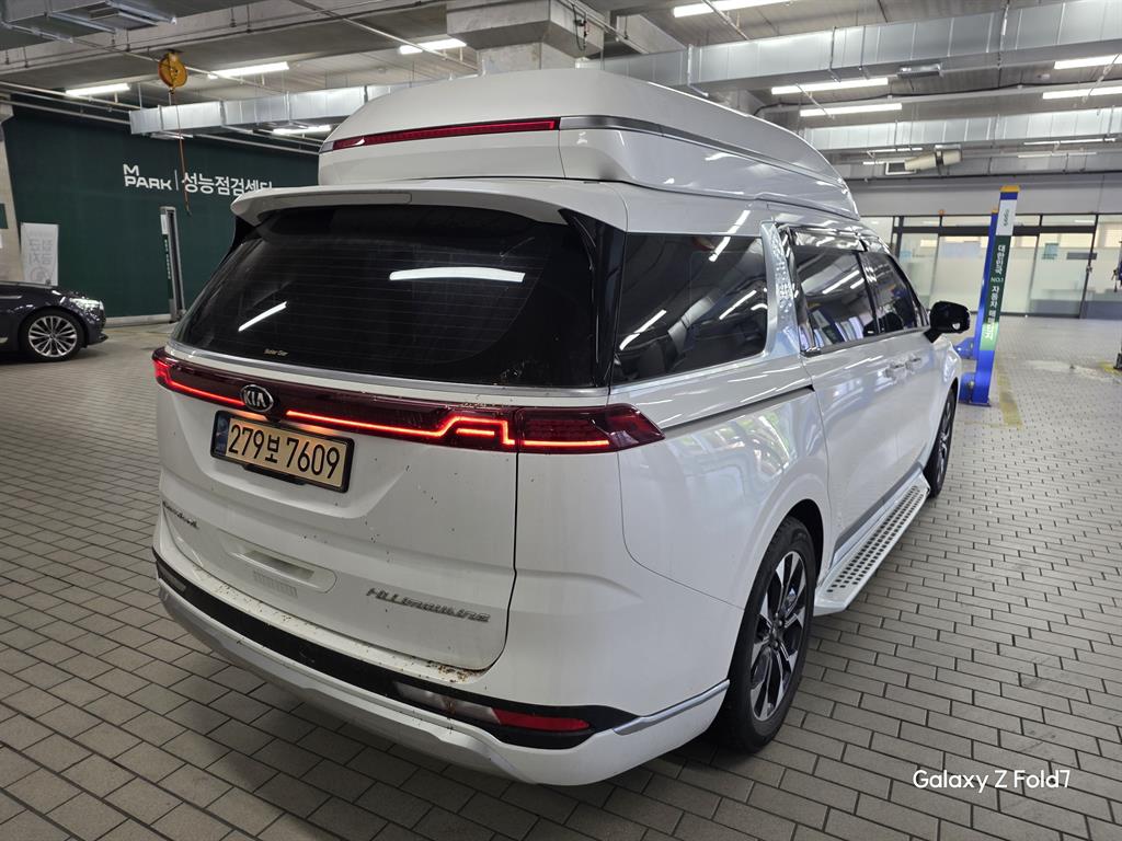 KIA Carnival - Vista 4