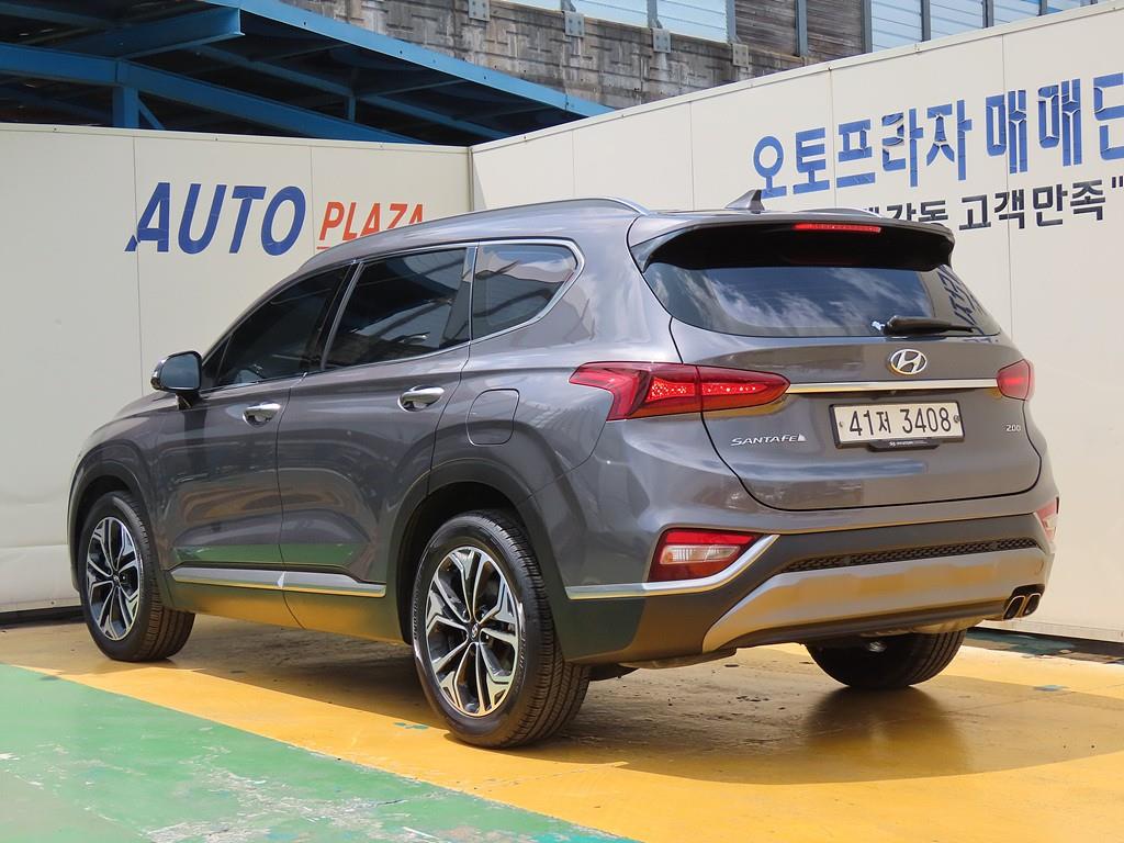 HYUNDAI Santa Fe - Vista 3