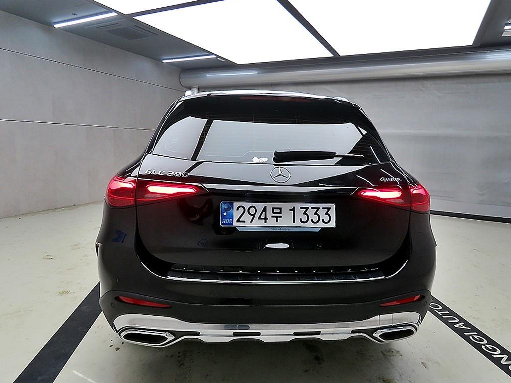 Mercedes Benz GLC Class - Vista 3