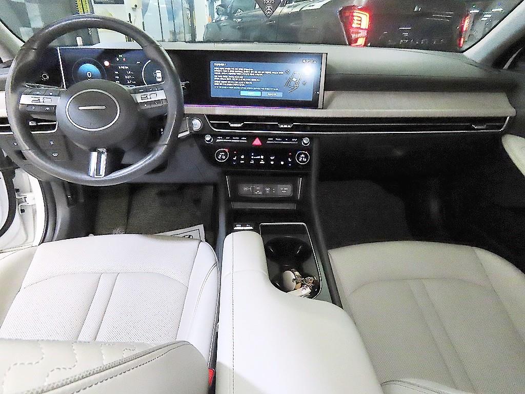 HYUNDAI Sonata - Vista 10