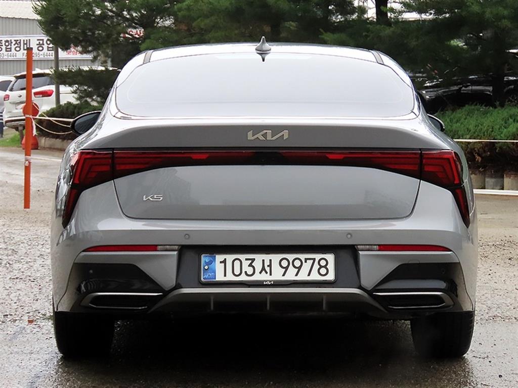 KIA K5 - Vista 4
