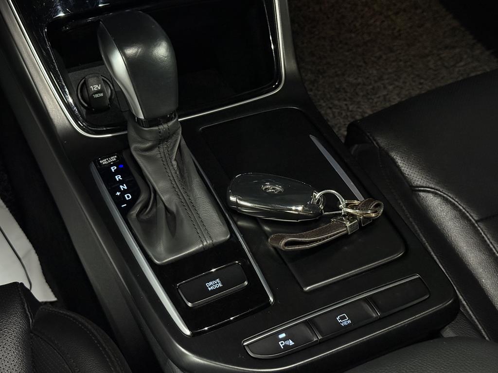 HYUNDAI Grandeur 2019 Blanco - Importación desde Corea - HF Imports Iquique - Foto 17