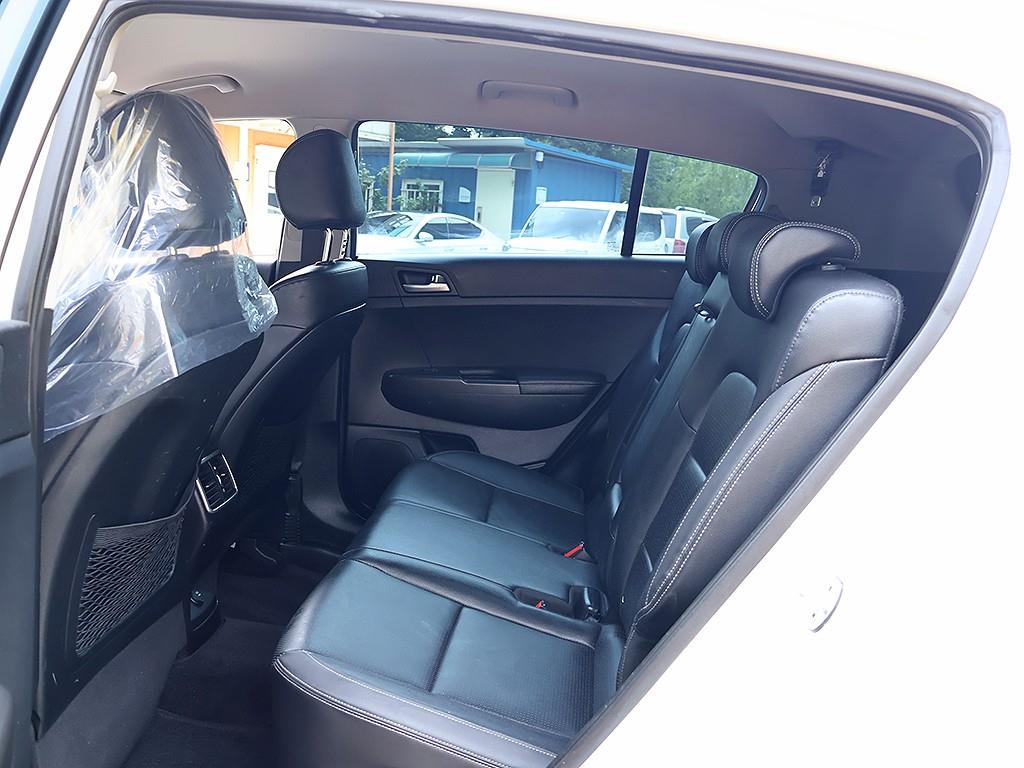 KIA Sportage 2016 the color of pearl - Importación desde Corea - HF Imports Iquique - Foto 13