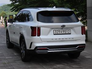 KIA Sorento - Vista 8