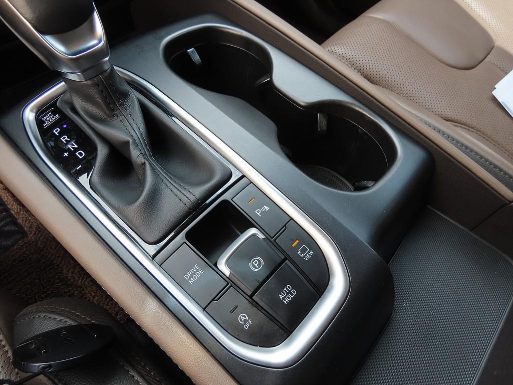 HYUNDAI Santa Fe - Vista 10