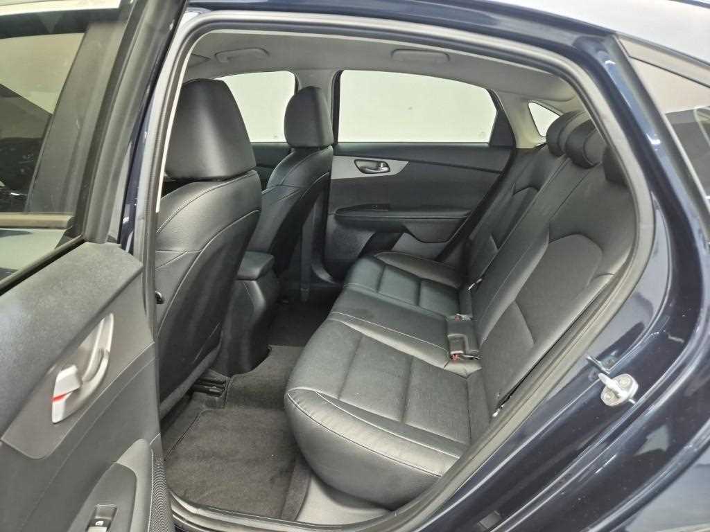 KIA K3 - Vista 12